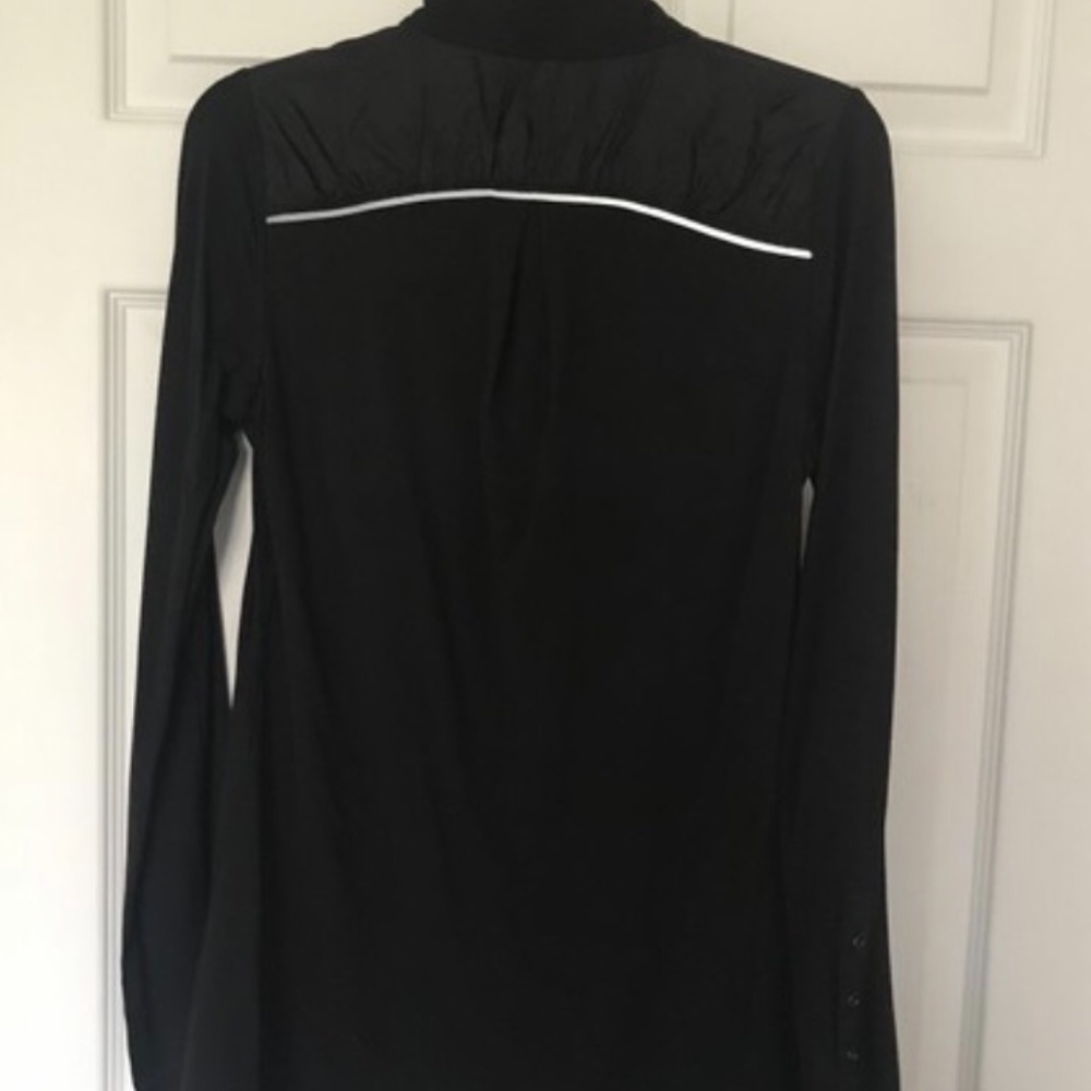 Lululemon Run Layer - image 3